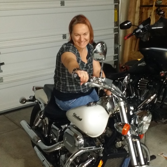 Meet your Posher, Jessica - Picture 3 of 4